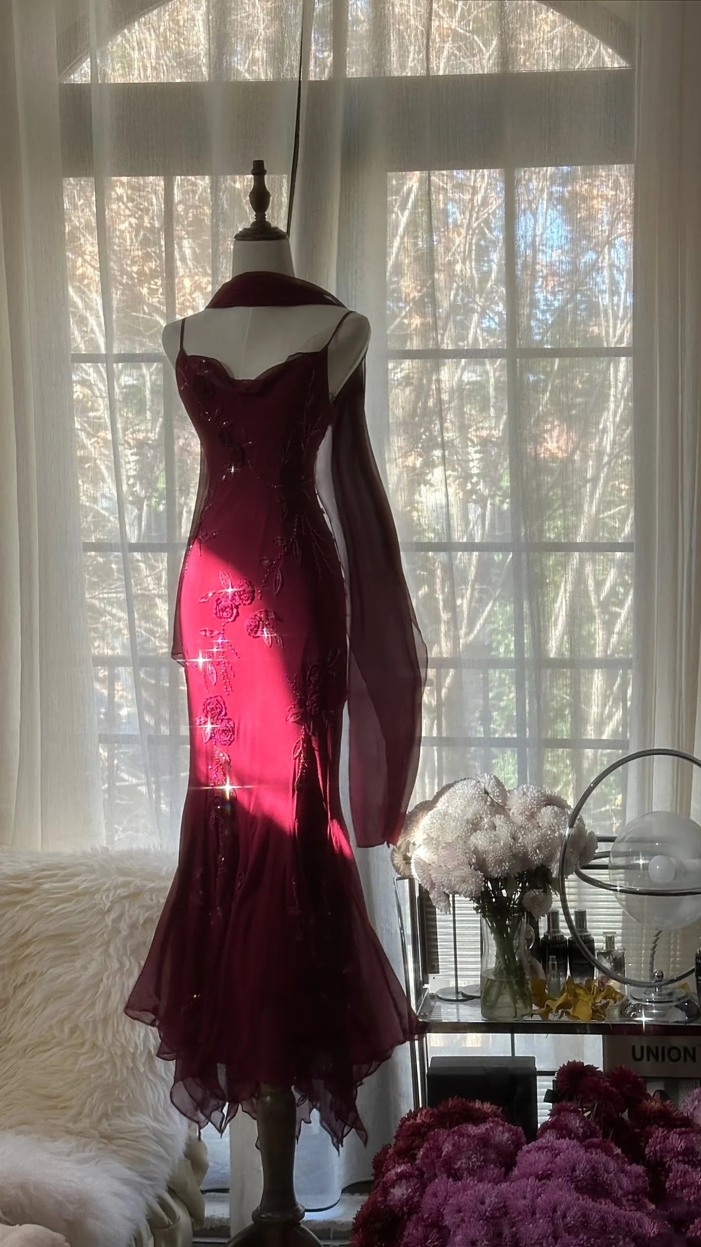 Elegant Mermaid Spaghetti Strap Floral Burgundy Maxi Prom Dress