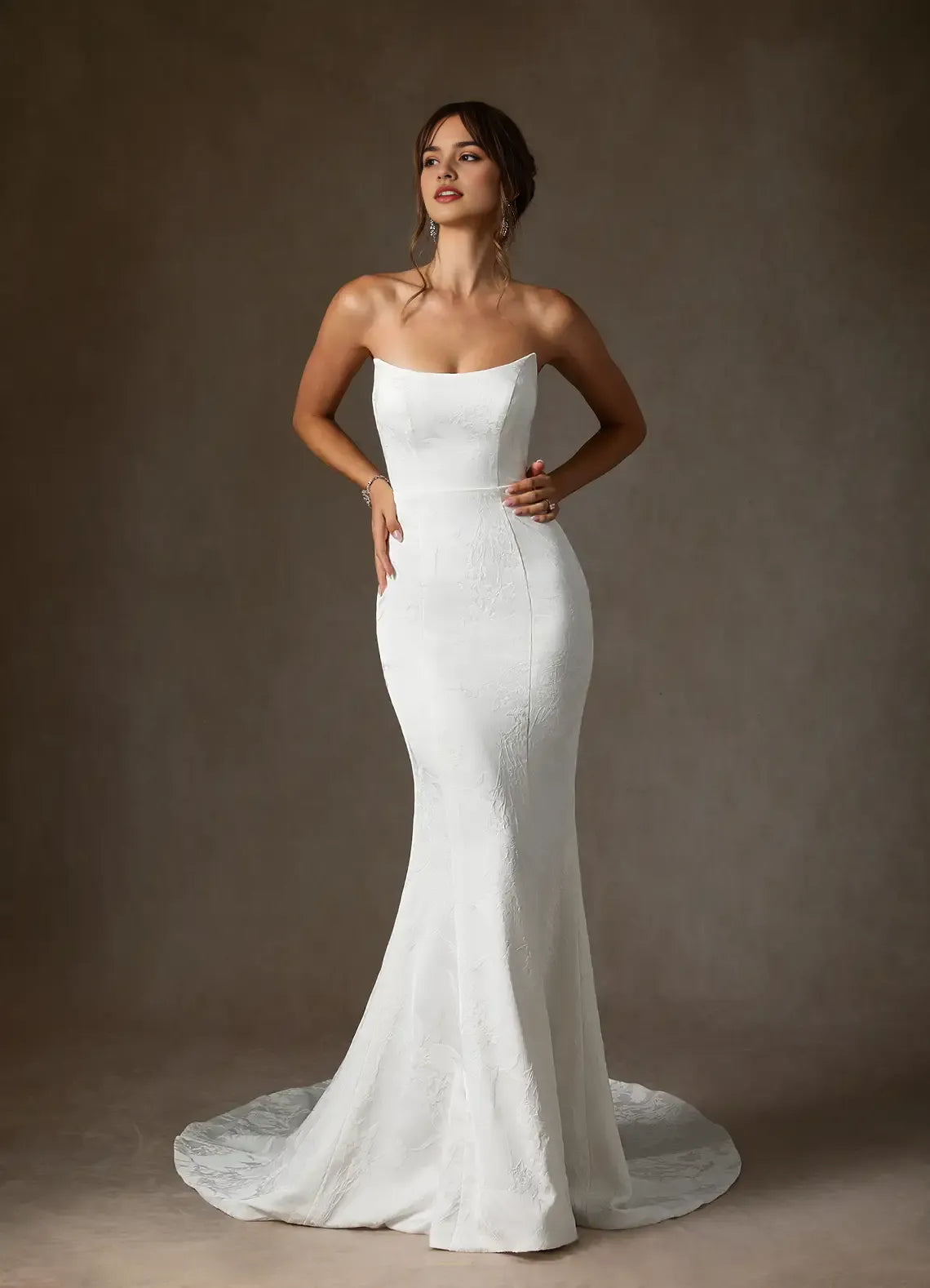 Elegant Mermaid Strapless Floral Jacquard Wedding Dress Jacquard Fabric Mermaid Silhouette, Train Perfect for Timeless Bridal Looks