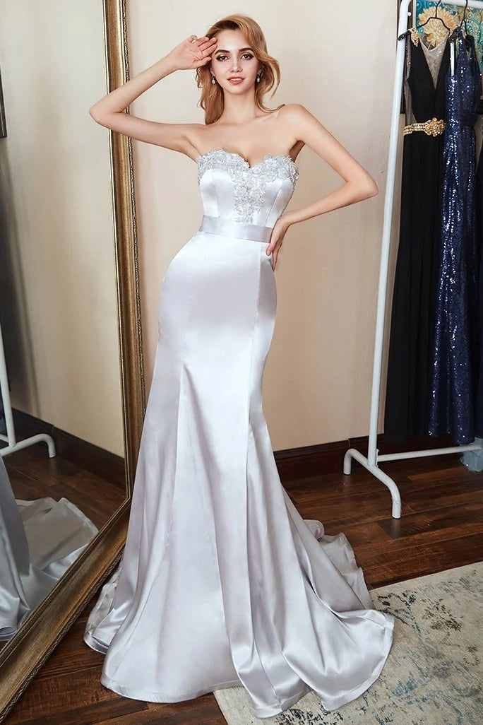 Elegant Mermaid Strapless Lace Silver Maxi Prom Dress