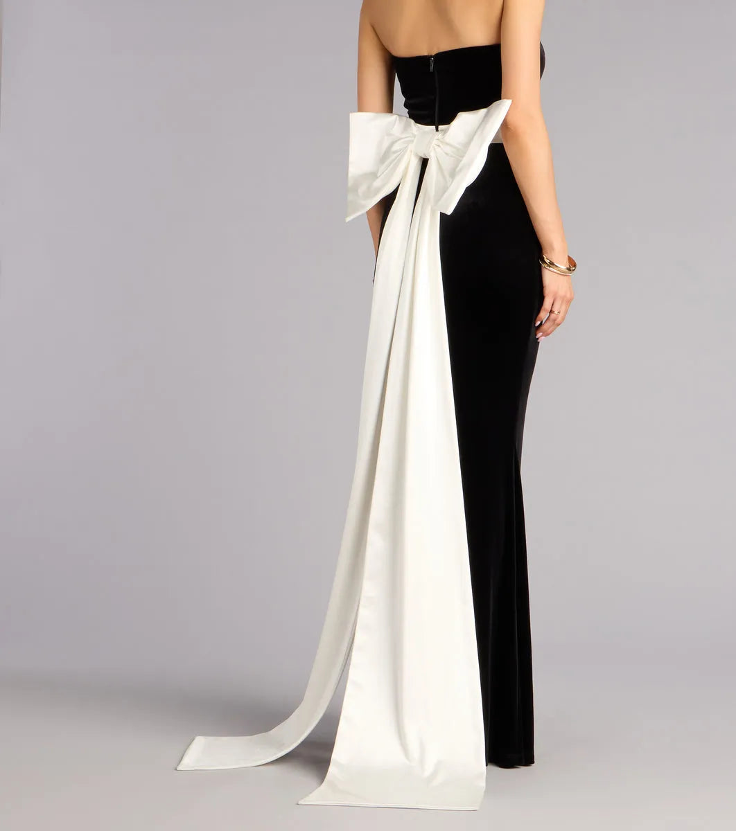 Elegant Mermaid Sweetheart Neckline Strapless Back Zip Floor-Length Black  White Two-Tone Prom Dresses with Bow Detail