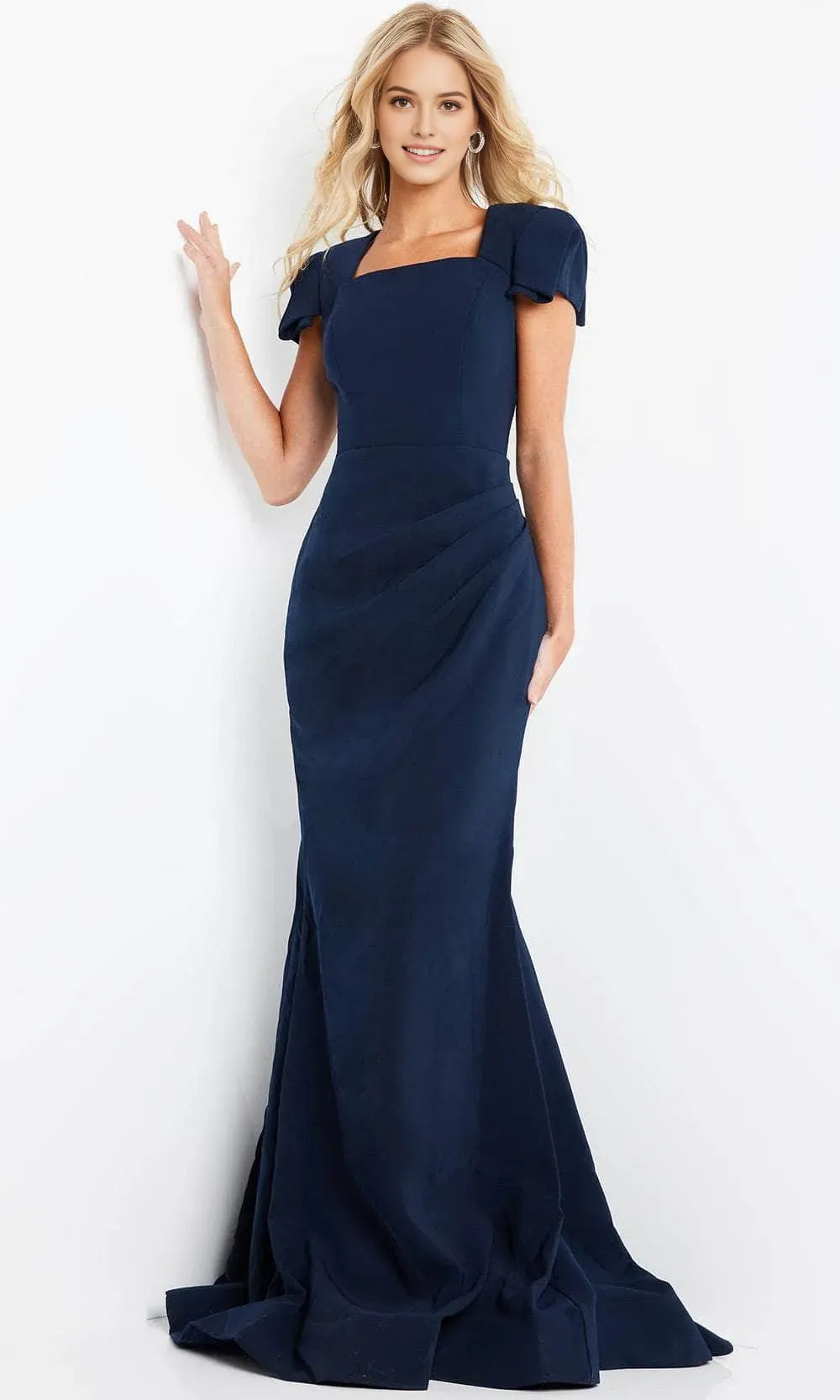 Elegant Navy Blue Square Neck Evening Dress with Puff Sleeves and Mermaid Silhouette