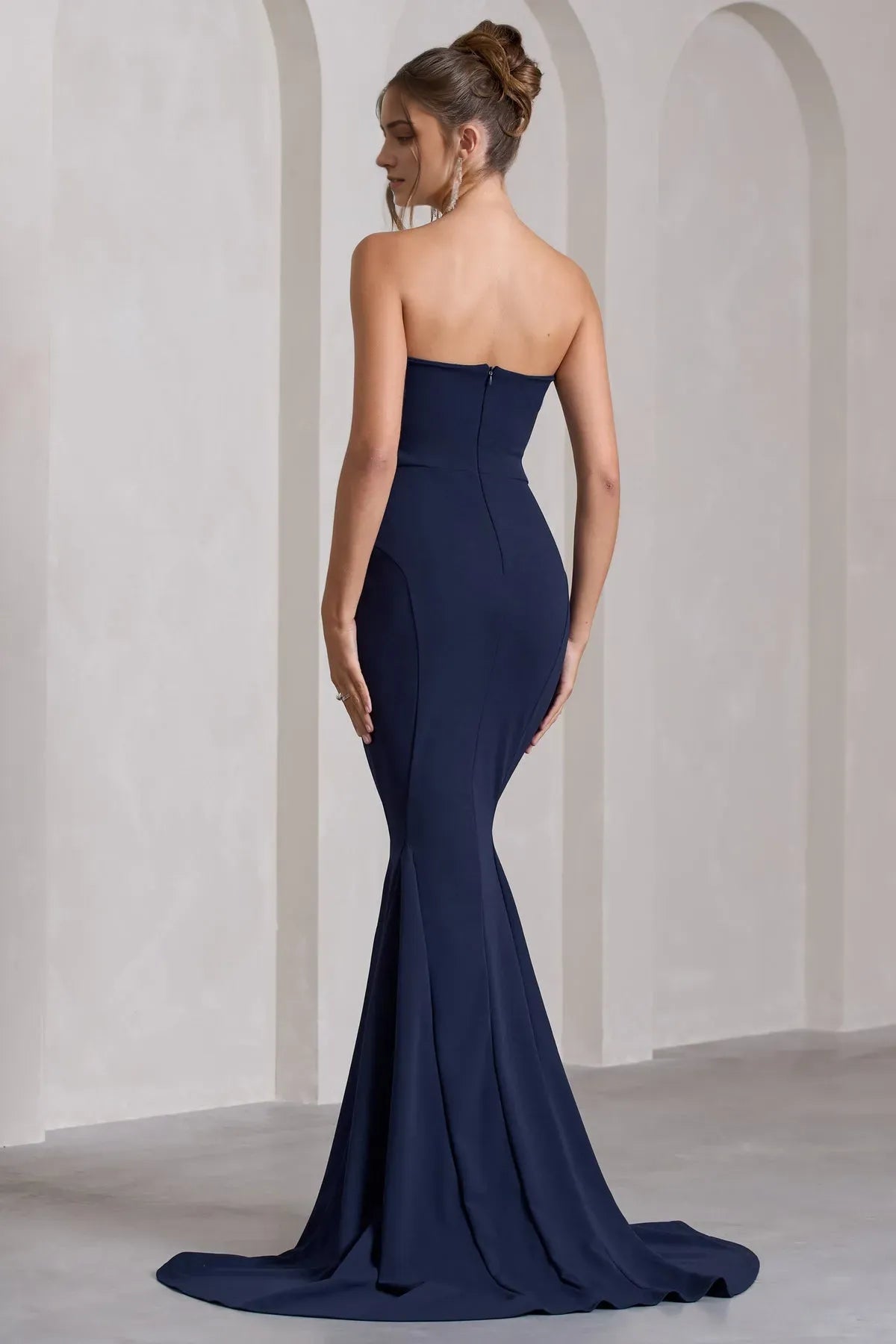 Elegant Navy Blue Strapless Mermaid Prom Dresses with Trumpet Train  A Perfect Blend of Sophistication and Drama for Formal Occasions
