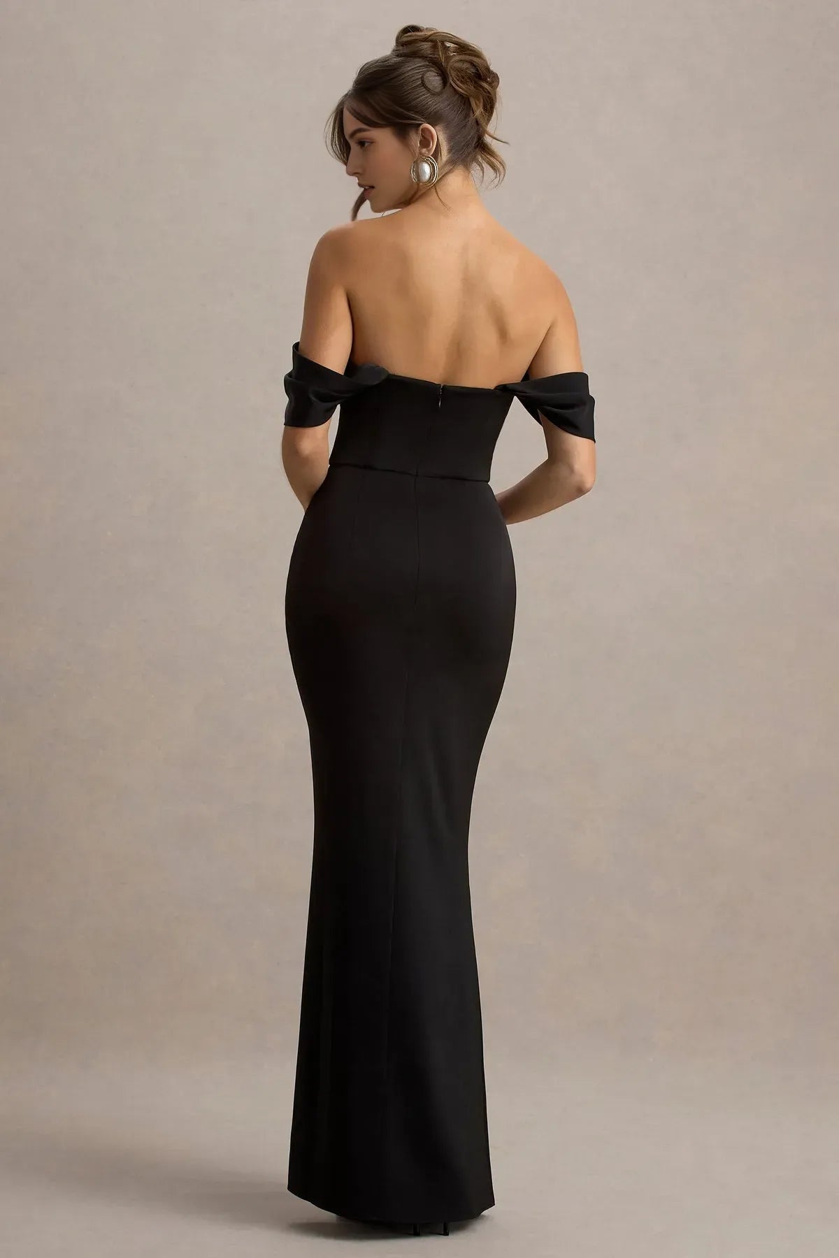 Elegant Off - Shoulder Black Satin Prom Dress with Draped Sleeves and Side Slit Perfect for Formal Evening Events