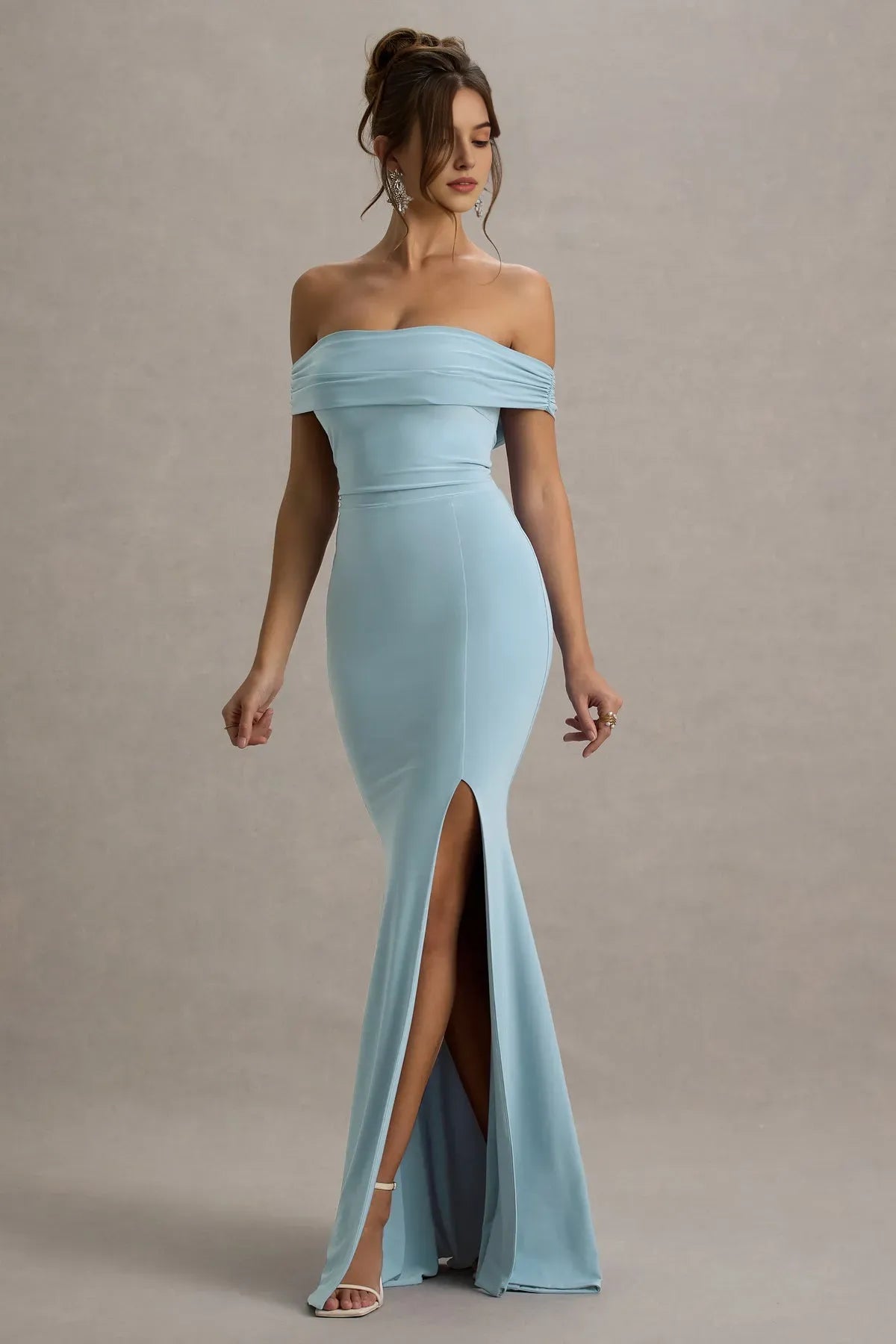 Elegant Off - Shoulder Light Blue Prom Dress with Side Slit Ruched Neckline Bodycon Silhouette for Formal Occasions