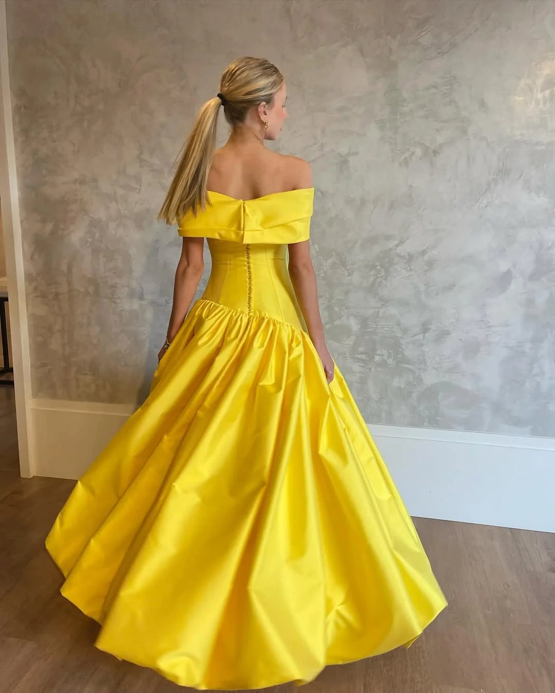 Elegant Off-Shoulder Short Sleeve Yellow Maxi Party Dress