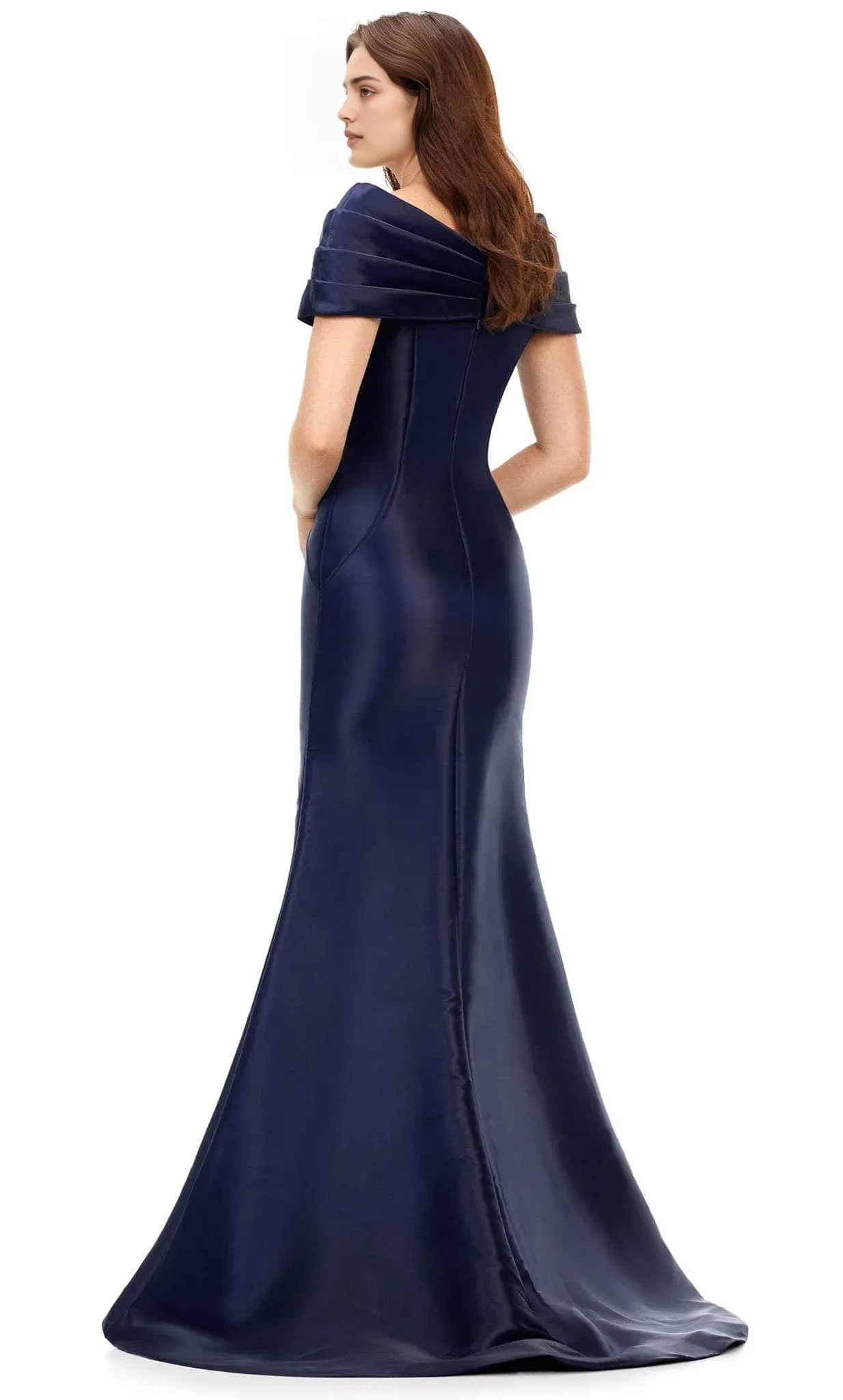 Elegant Off - Shoulder White Satin Mermaid Evening Gown with Pleated Neckline Ideal for Formal Galas and Sophisticated