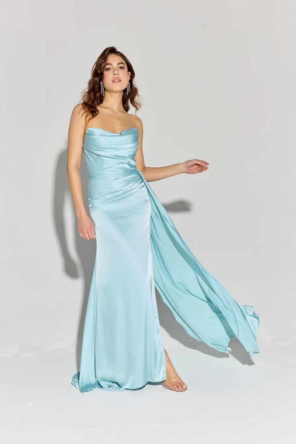 Elegant Olive Green Strapless Satin Mermaid Prom Dress with Draped Bodice and Side Slit for Formal Occasions   ﻿