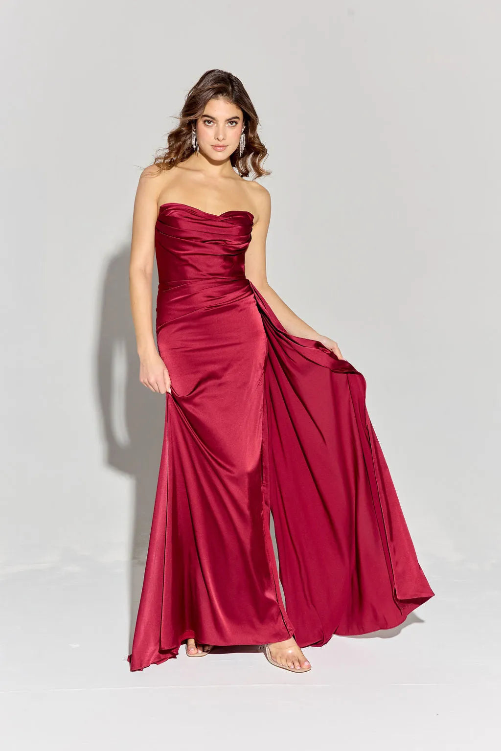 Elegant Olive Green Strapless Satin Mermaid Prom Dress with Draped Bodice and Side Slit for Formal Occasions   ﻿
