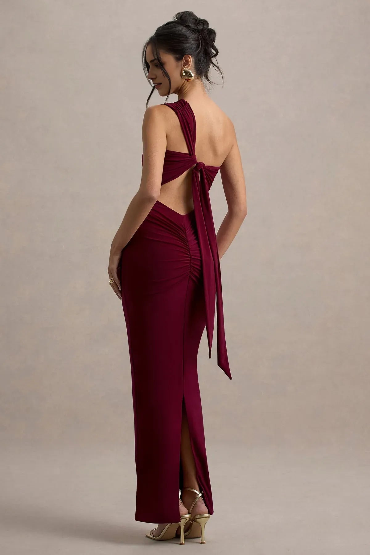 Elegant One - Shoulder Burgundy Mermaid Gown with Ruched Waist Detai Floor - Length Bodycon Fit Perfect for Formal Proms Black -Tie Galas and Glamorous Evening  ﻿