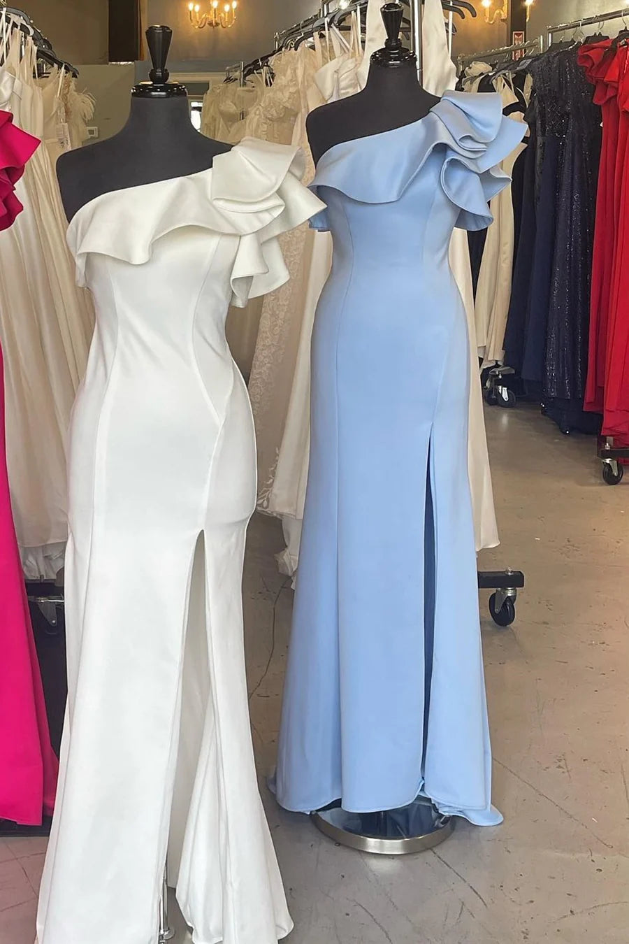 Elegant One-Shoulder Ruffles Mermaid Mother of the Bride Dresses