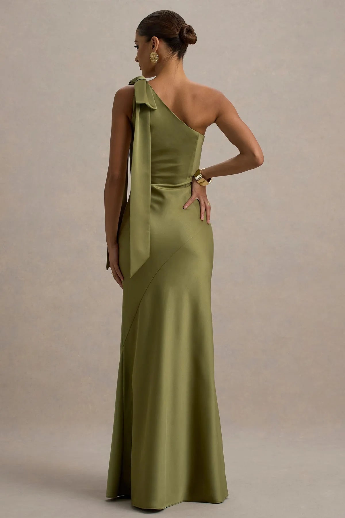 Elegant One Shoulder Olive Green Satin Prom Dresses with Bow Accent for Prom Nights