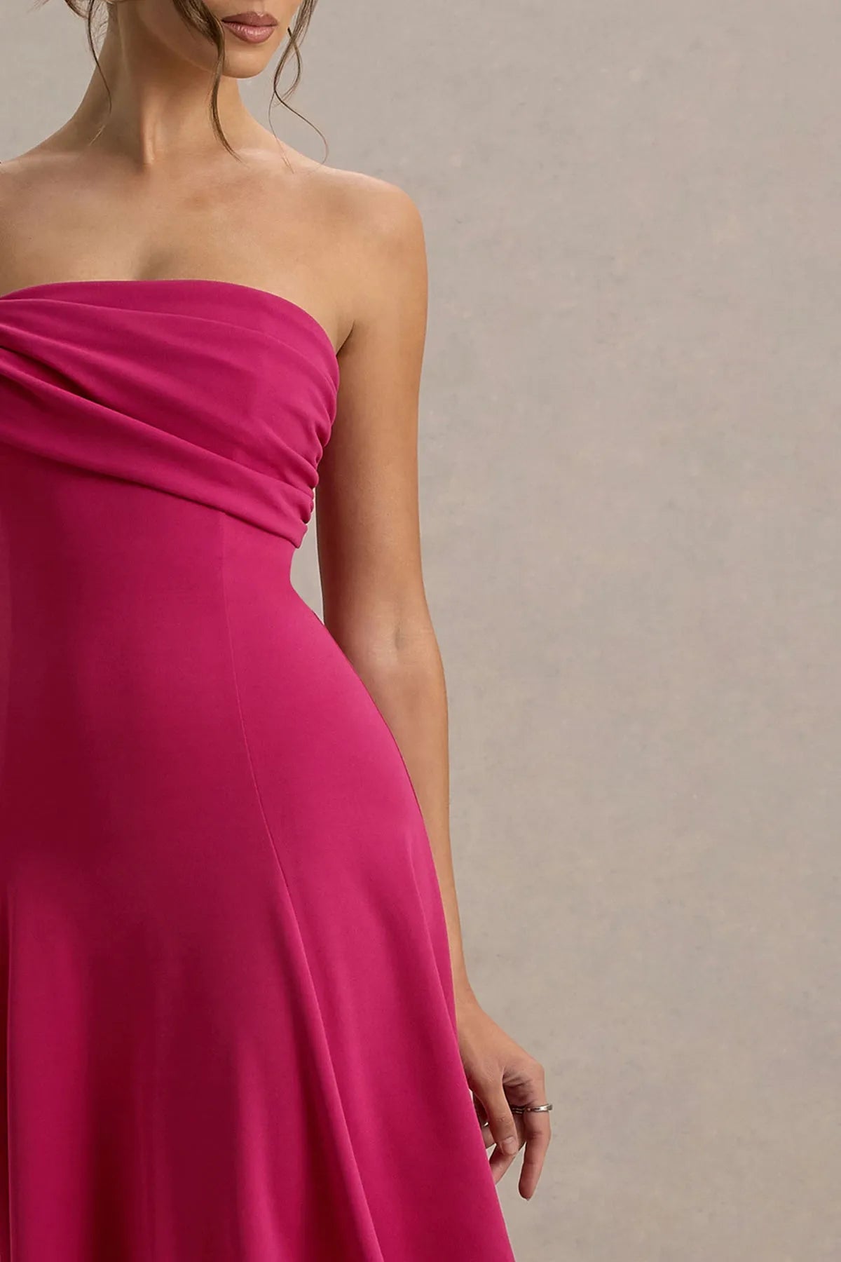 Elegant One  Shoulder Prom Dress with Draped Bow Detail  A Perfect Blend of Sophistication and Playfulness for Special Occasions