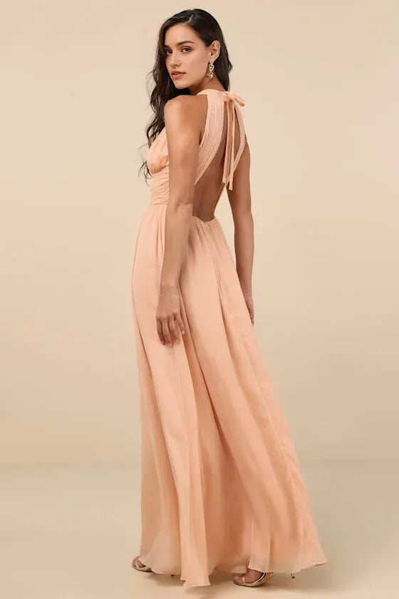 Elegant Peach - Colored Chiffon Prom Dress with Halter Neckline Keyhole Cutout Ruched Bodice and Flowy Floor  Length Skirt for Formal Occasions