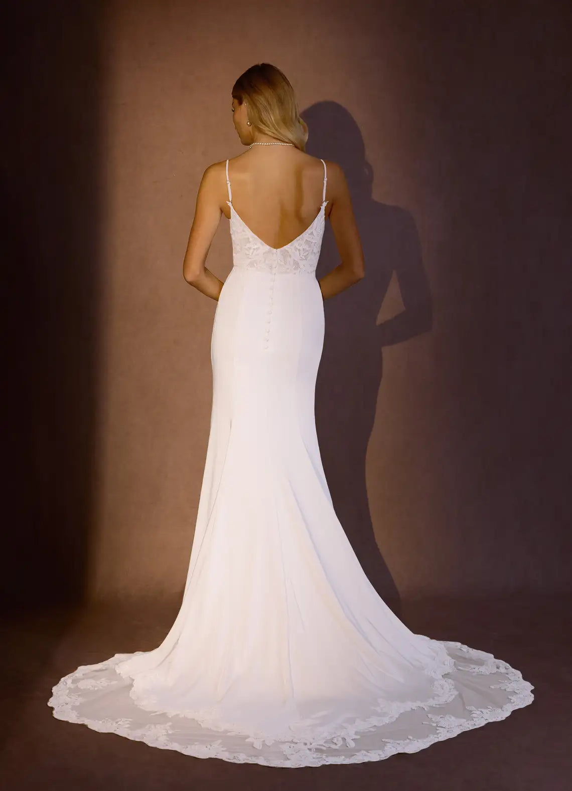 Elegant Spaghetti Strap White Mermaid V-Neck lace Crepe Back Satin Wedding Dress Bodice High Slit