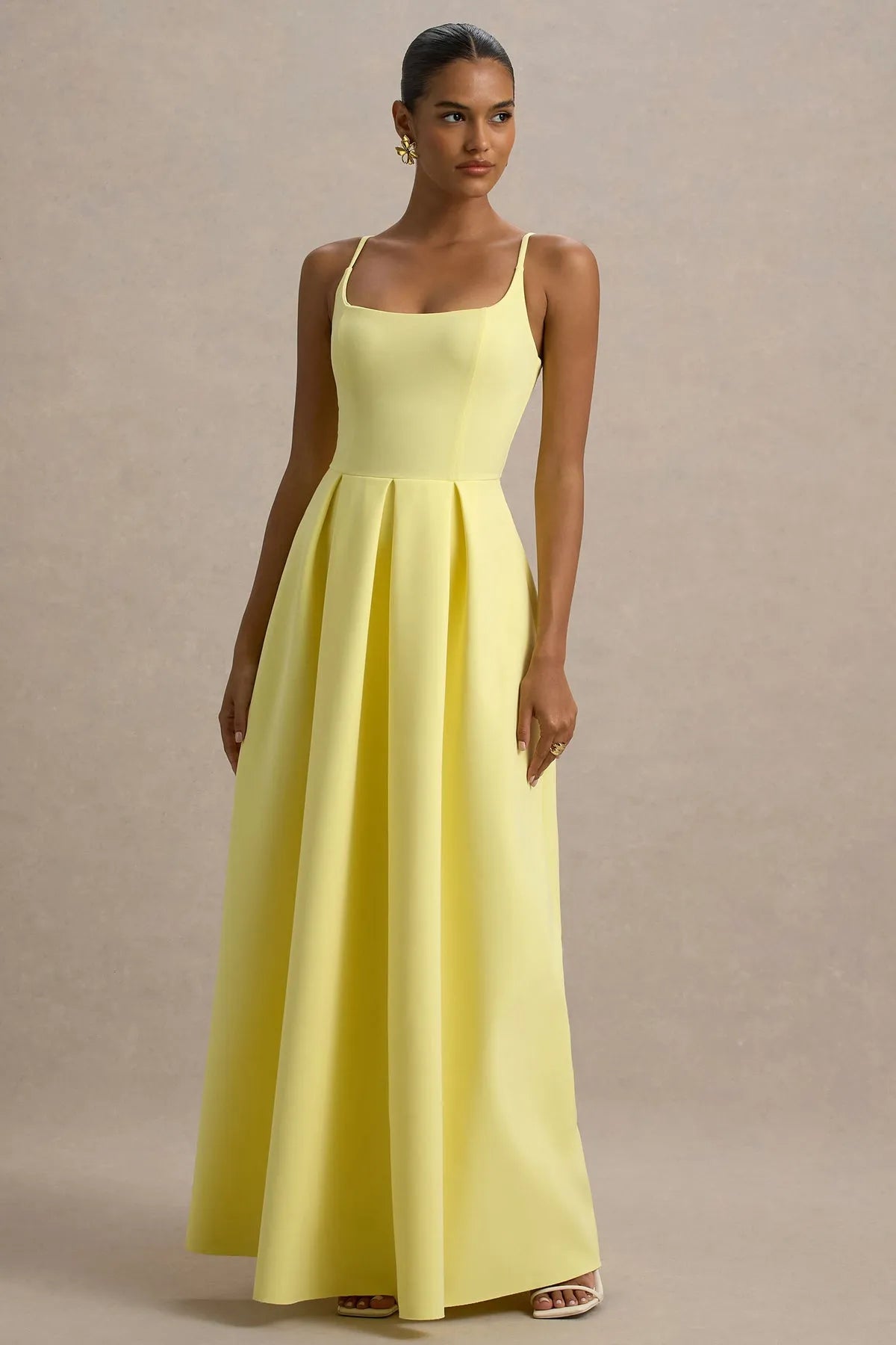 Elegant Square Neckline Spaghetti Strap Prom Dress with Pleated Maxi Skirt in Bright Yellow  Timeless Formal Evening Gown for Special Occasions