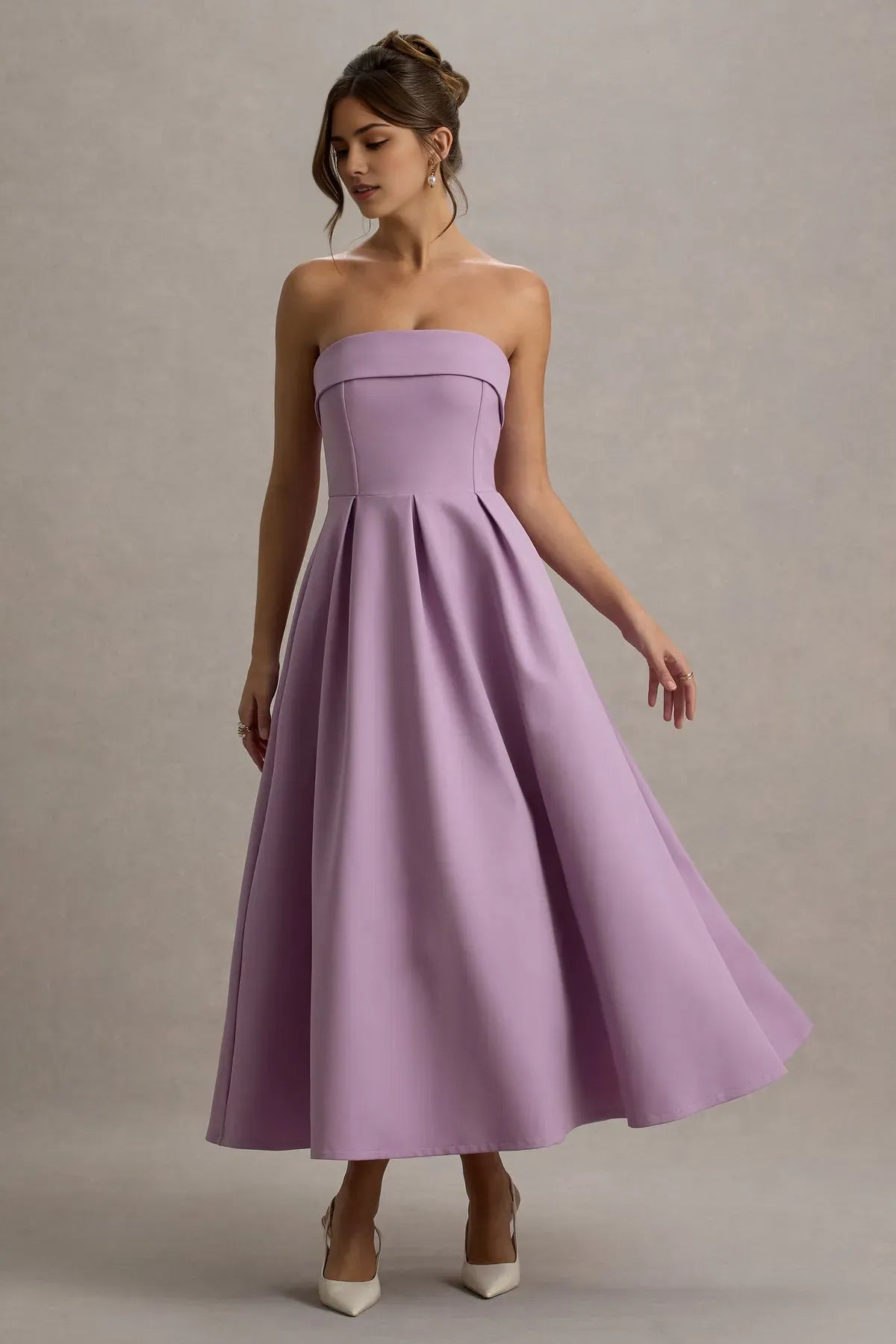 Elegant Strapless Lavender Prom Dresses  with Pleated Skirt  Structured Bodice Perfect for Formal Dances Cocktail Galas Sophisticated Evening Events