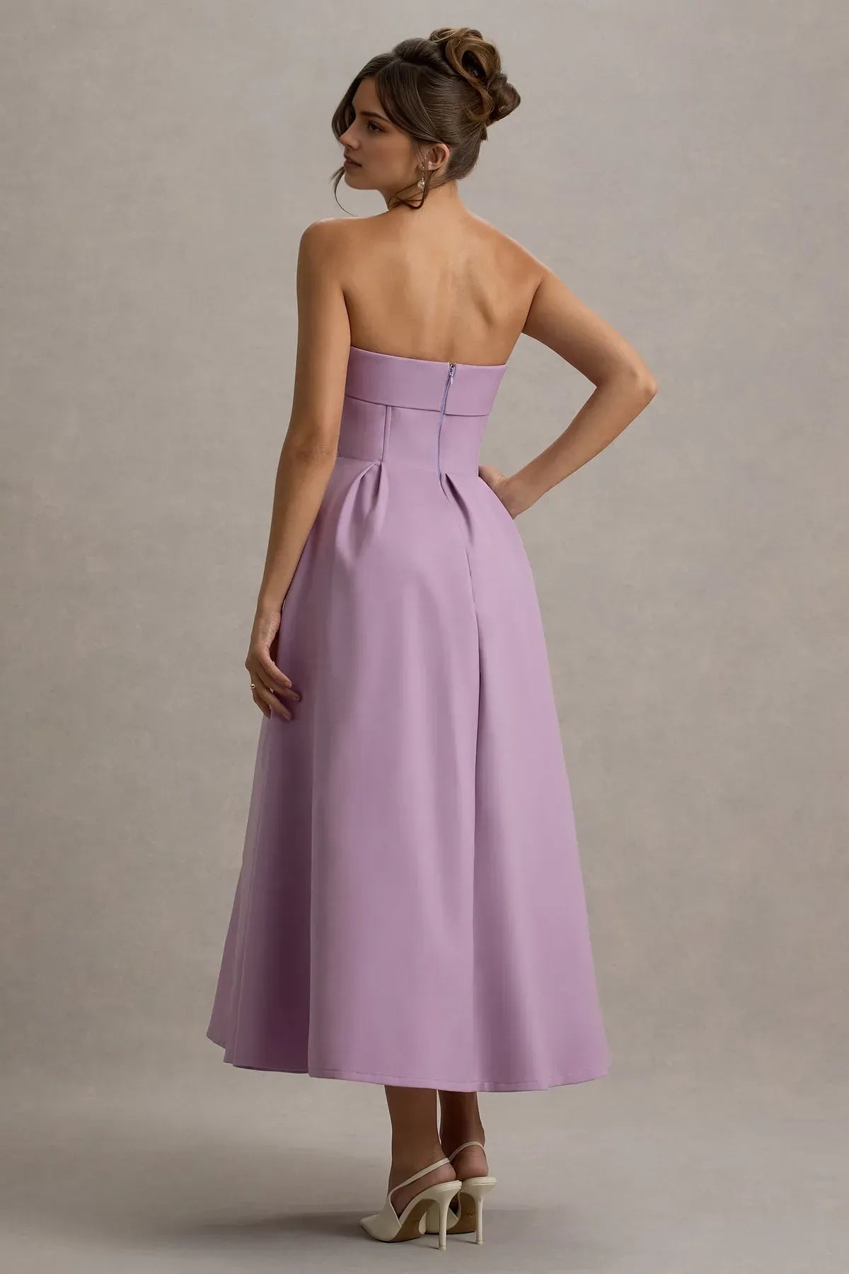 Elegant Strapless Lavender Prom Dresses  with Pleated Skirt  Structured Bodice Perfect for Formal Dances Cocktail Galas Sophisticated Evening Events