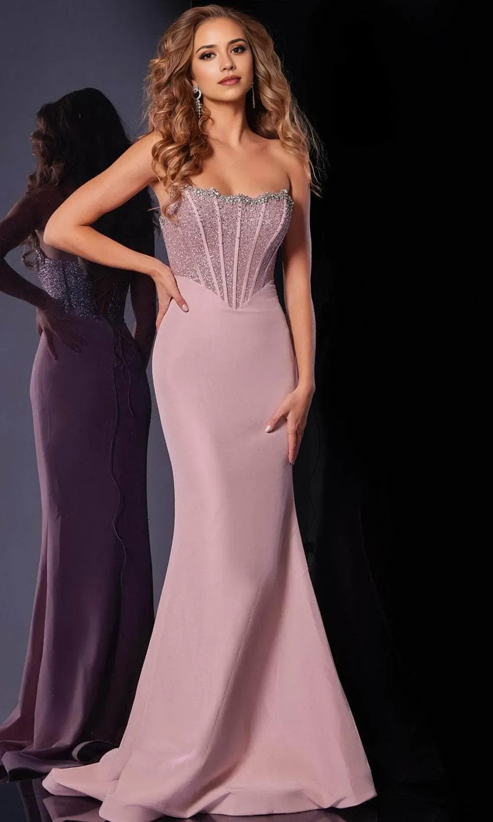 Elegant Strapless Sweetheart Neckline Prom Dress with Rhinestone Embellished Bodice and Mermaid Silhouette Perfect for Formal Evening Events and Galas