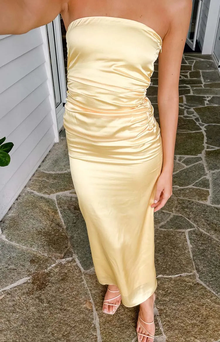 Elegant Strapless Yellow Prom Dress Ruched Bodice Floor Length Silhouette for a Sophisticated Glamorous Look