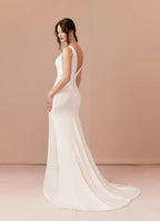 Elegant V - Neck Mermaid Lace Satin Wedding Dress with Intricate Appliqués and Flowing Train for Timeless Bridal Beauty