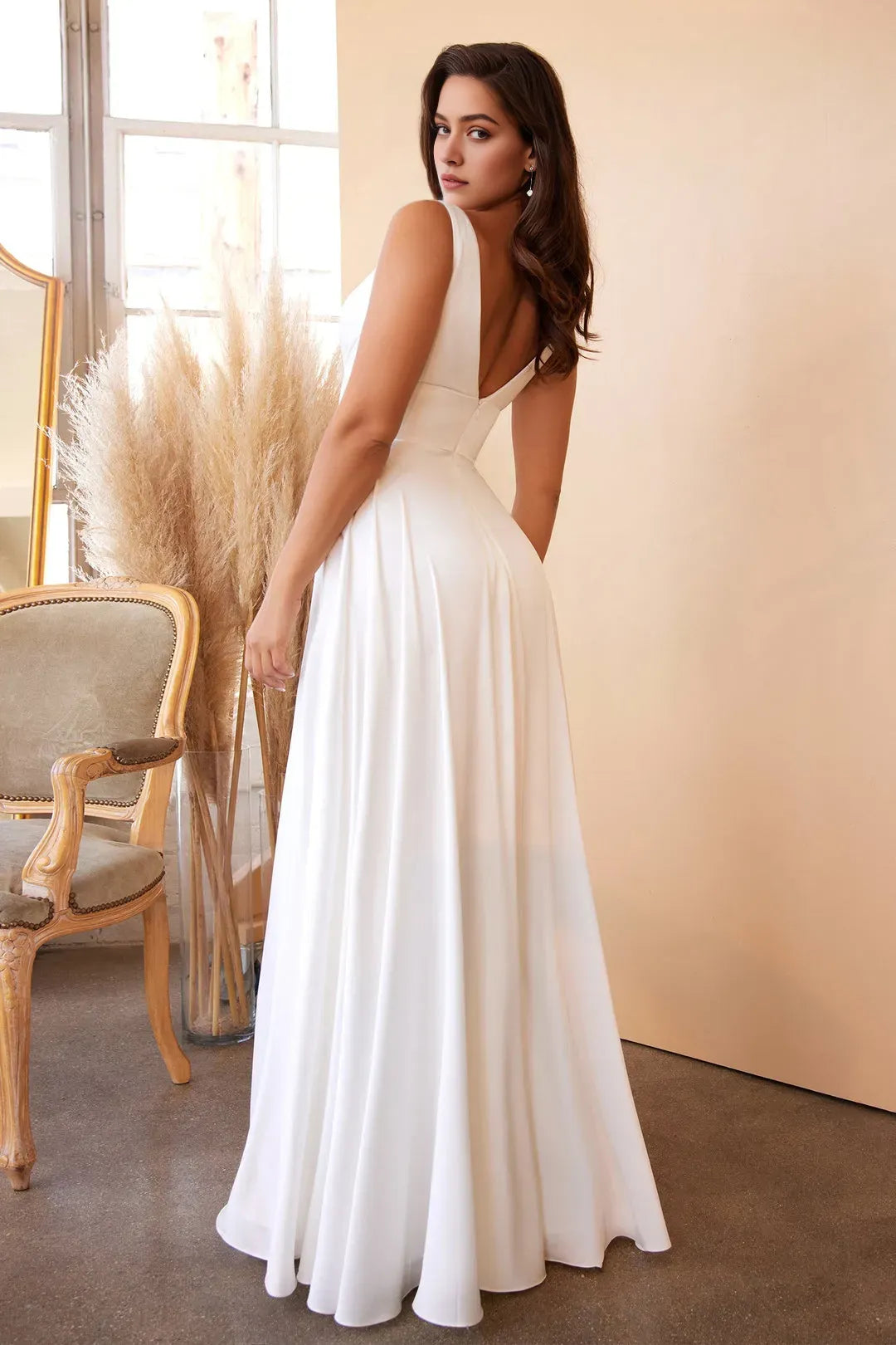 Elegant White Satin Prom Dress with Deep V - Neck Pleated Bodice Flowy Skirt and High Side Slit for Formal Occasions