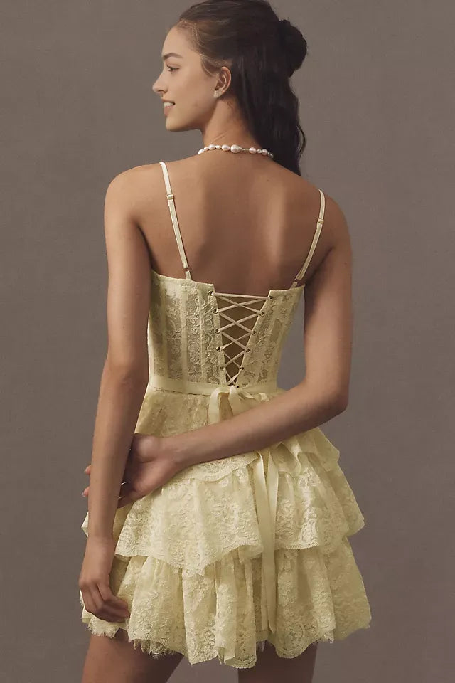 Elegant Yellow Lace Homecoming Dress with Spaghetti Straps Corset - Style Bodice and Tiered Ruffle Skirt Perfect for Memorable School Dances