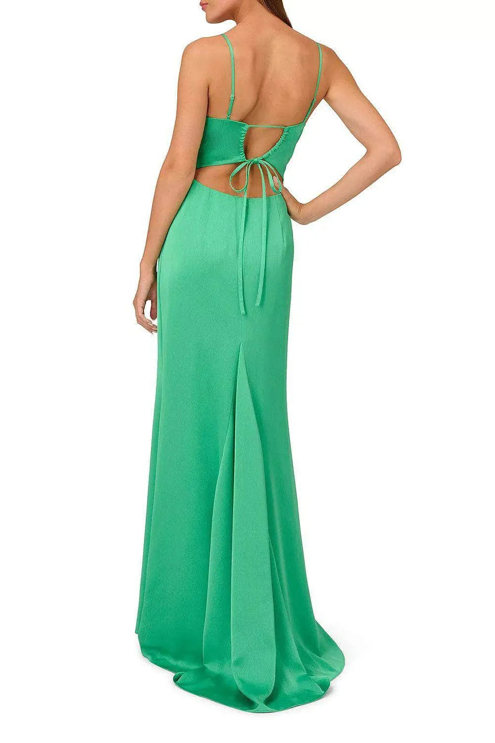 Emerald Green Satin Evening Dress with Spaghetti Straps Sweetheart Neckline and Mermaid Silhouette for Glamorous Occasions