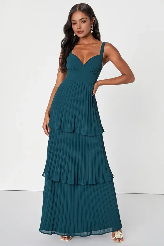 Formal Forest Green Tiered Pleated Evening Dress with Sweetheart Neckline Spaghetti Straps Ideal for Romantic