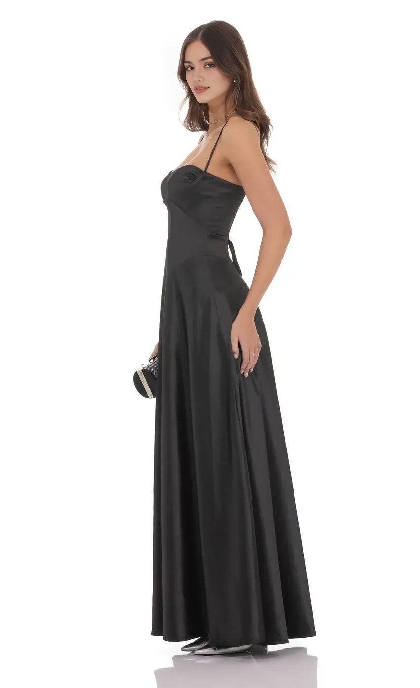 Glamorous Black Prom Gown with Spaghetti Straps Structured Sweetheart Neck and Satin Flare  A Showstopper for Prom Events