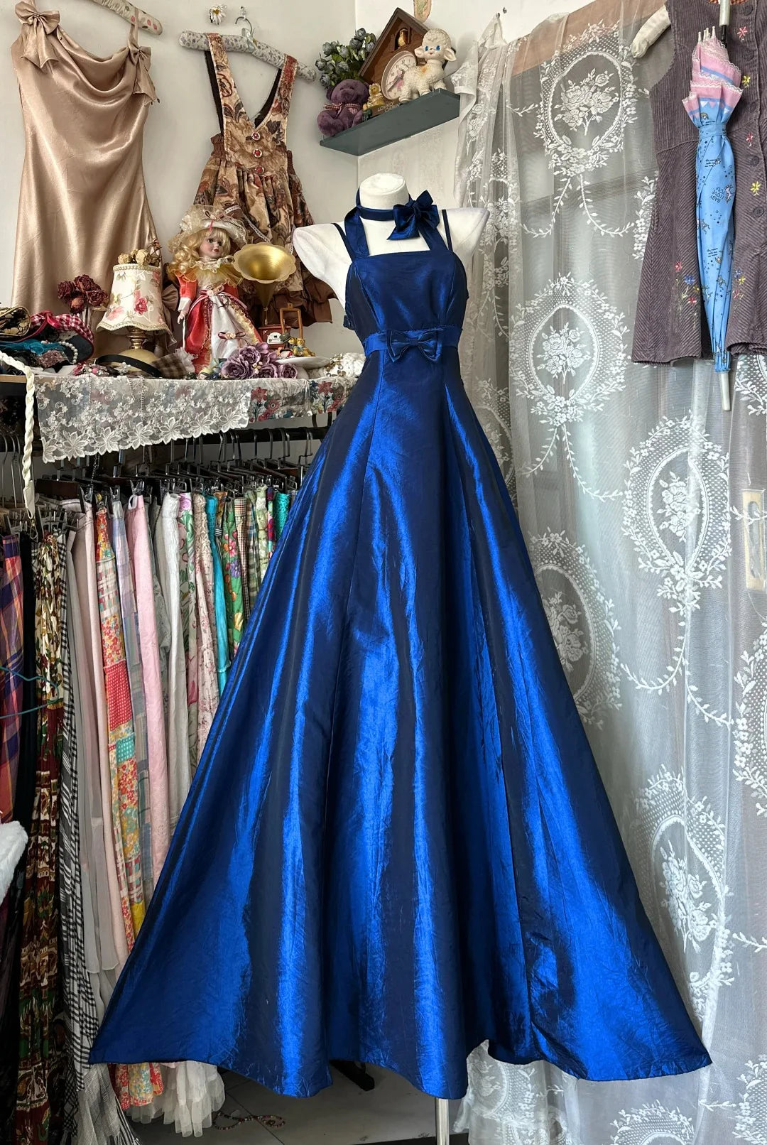 Glamorous Halter Sleeveless Bow Royal Blue Maxi Prom Dress