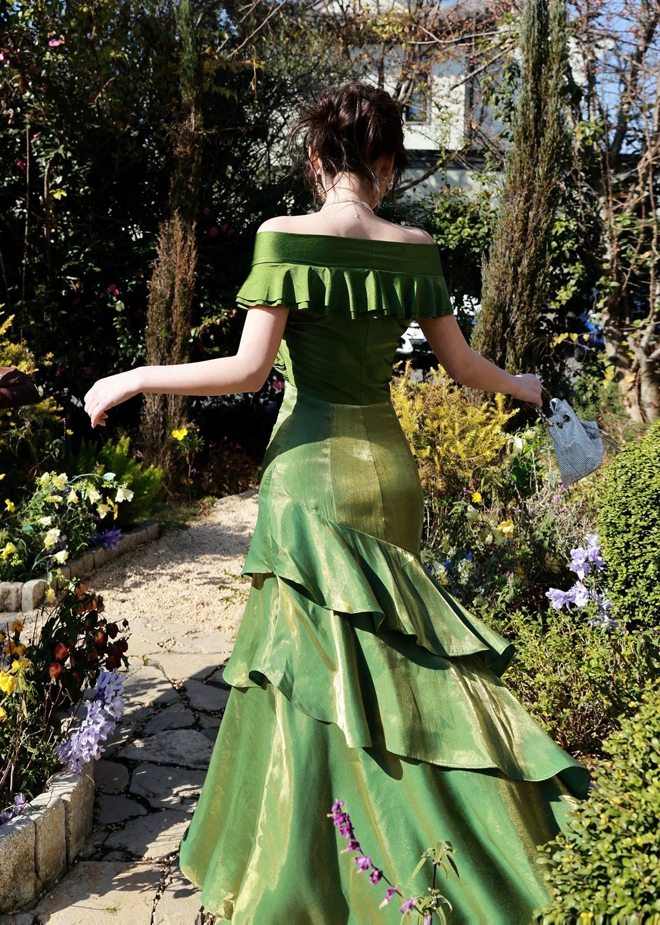 Glamorous Mermaid Off-the-Shoulder Ruffled Green Maxi Prom Dress