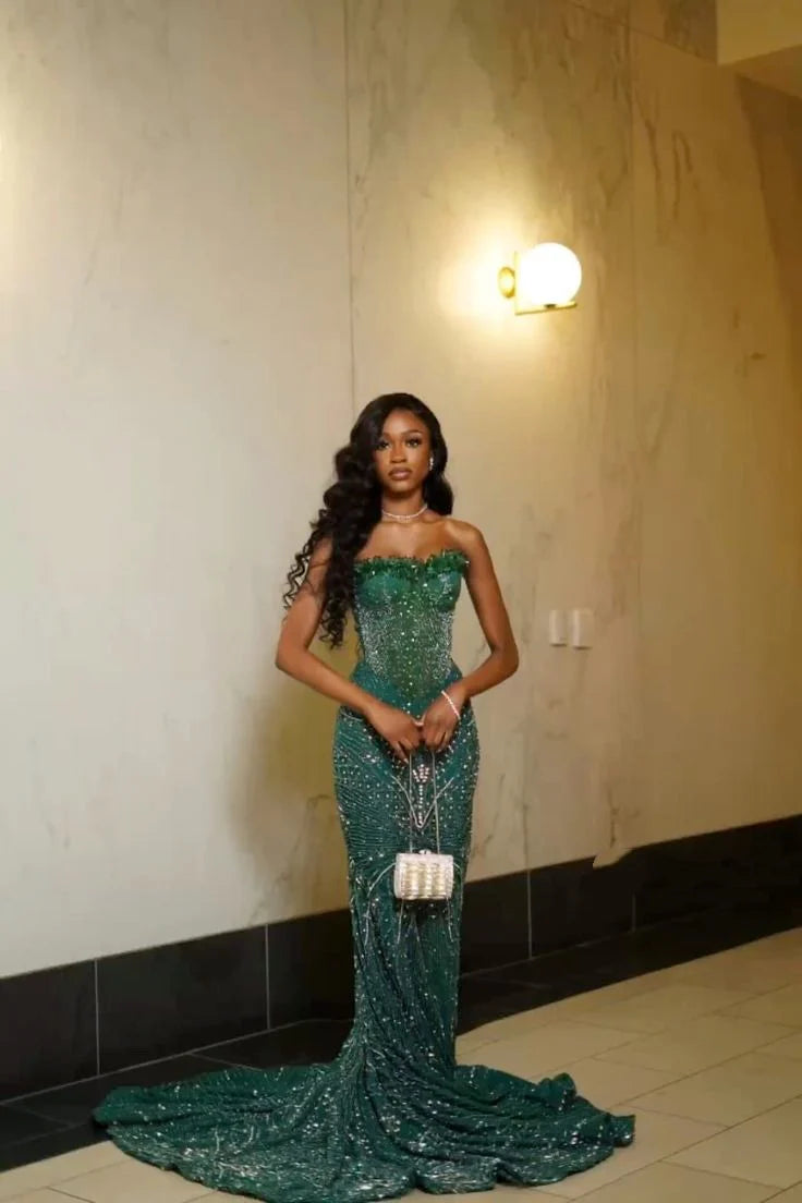 Glamorous Mermaid Strapless Beaded Emerald Green Maxi Prom Dress
