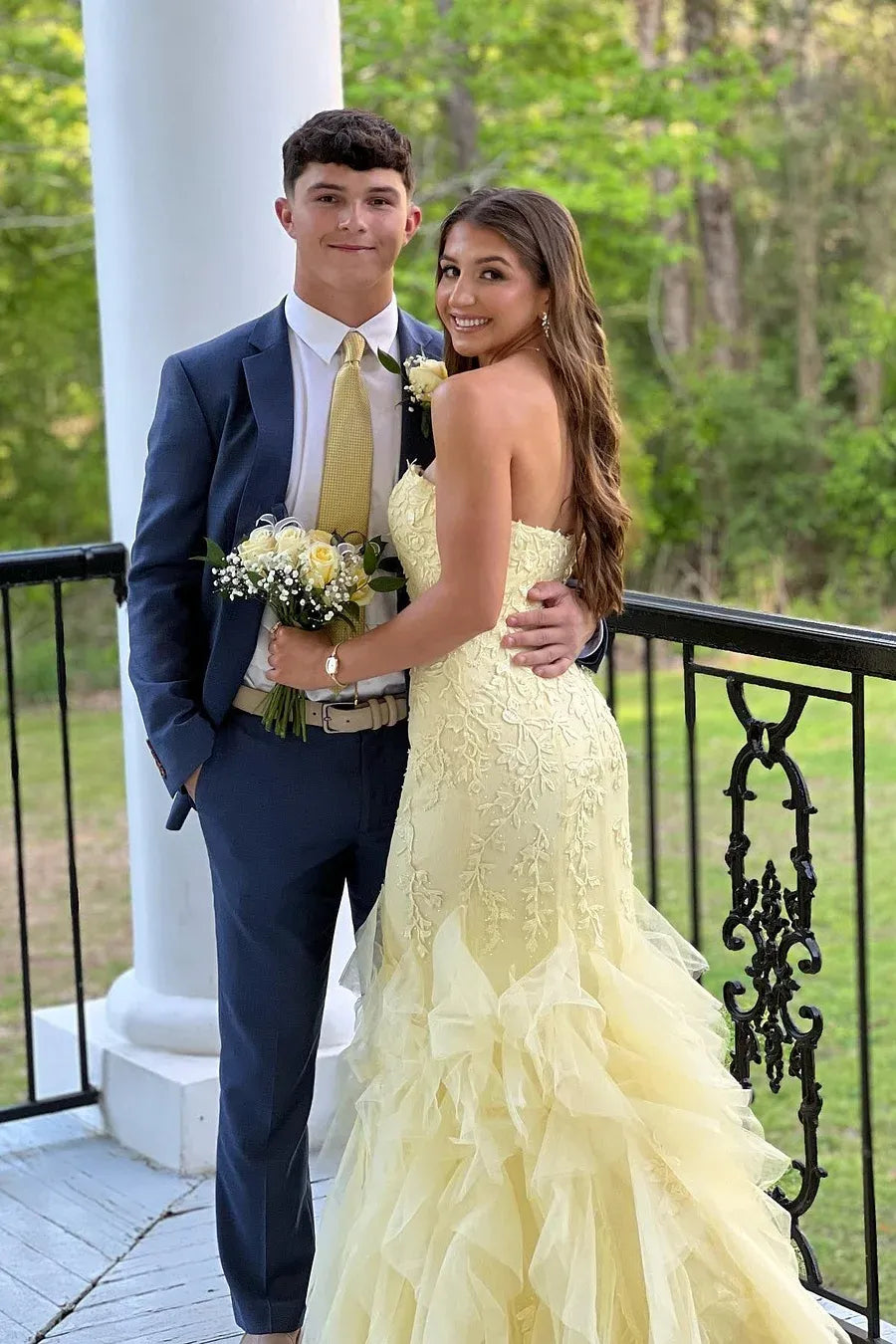 Glamorous Mermaid Strapless Lace Appliques Ruffles Yellow Long Prom Dress