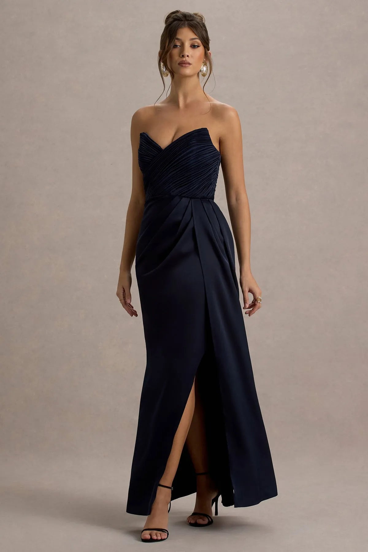Glamorous Navy Blue Strapless Prom Dress with Ruched Sweetheart Neckline and Asymmetric Draped Slit for Formal Galas