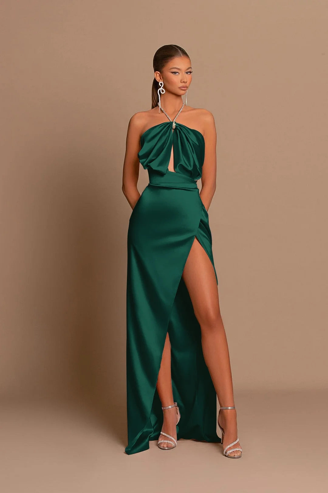 Glamorous Sheath Halter Draped Emerald Floor-Length Prom Dress