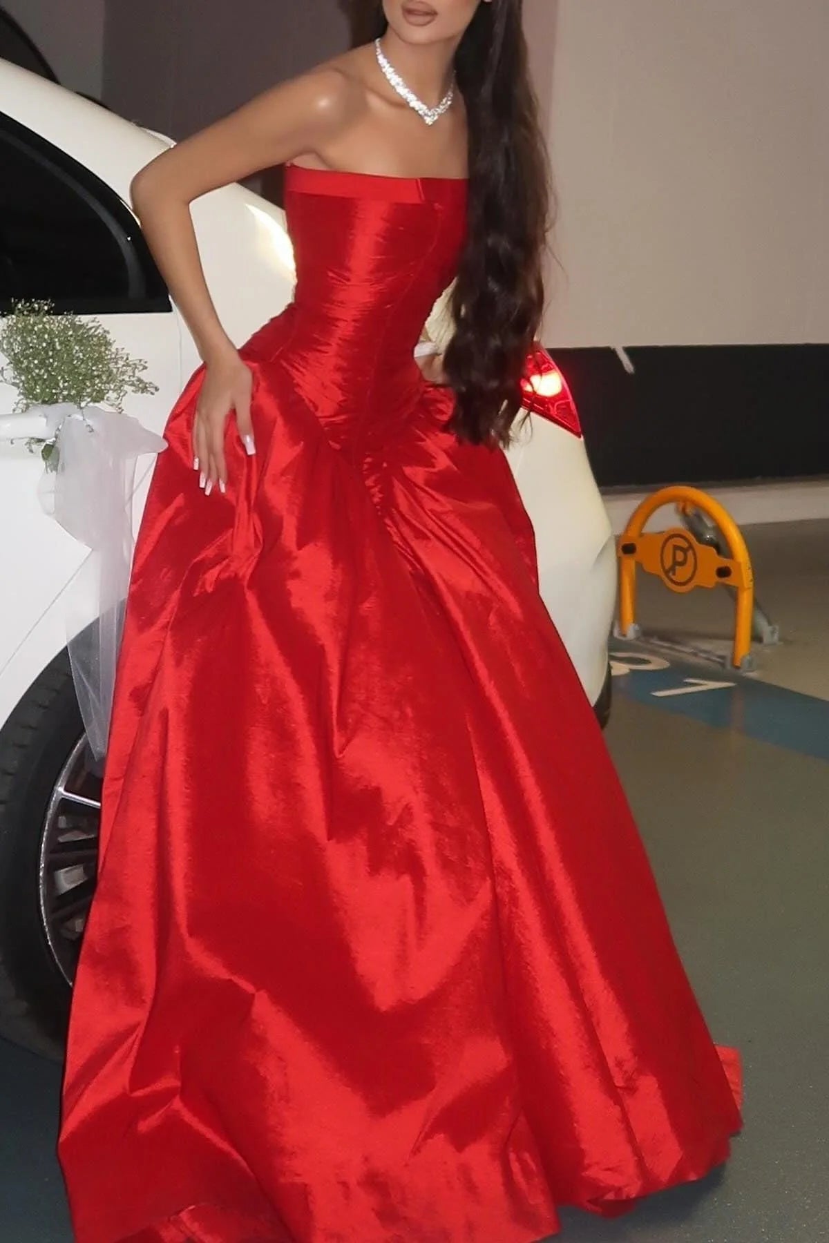 Glamorous Strapless Sleeveless Ruched Red Floor-Length Prom Dress