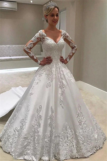 Glamorous Sweetheart Neck Lace White Floor-Length Wedding Dress