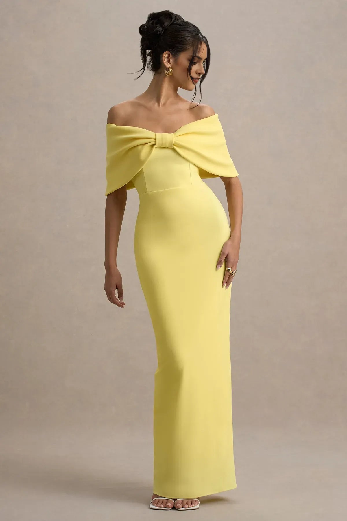 Glamorous Yellow Off Shoulder Prom Dress with Bow Shaped Capelet, Bodycon Silhouette Floor - Length Design  Ideal for Formal Galas Evening Balls Sophisticated Soirées