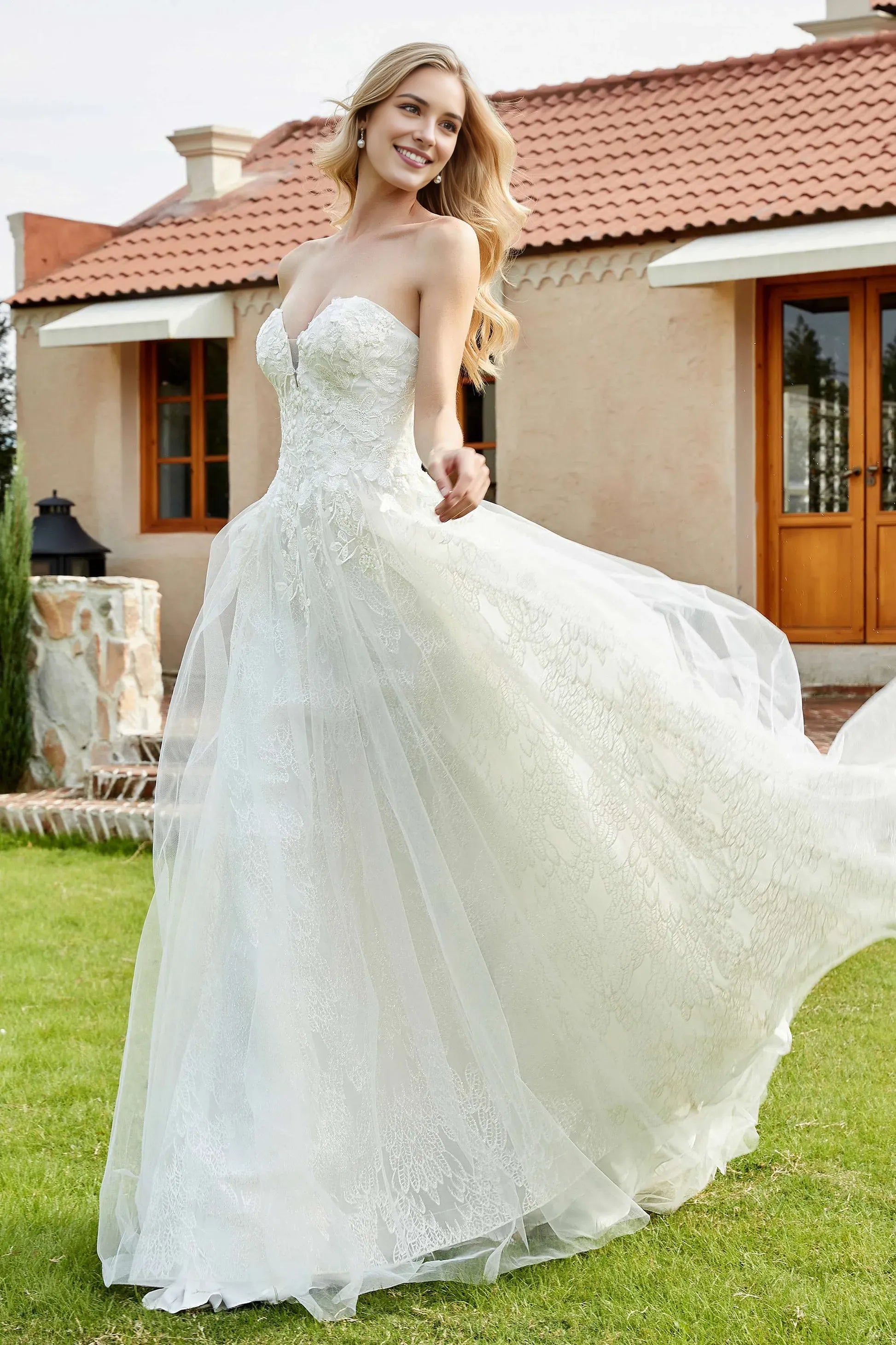 Gorgeous Ballgown Sweetheart Neck Strapless Open Back Floor-Length Applique Tulle Wedding Dresses