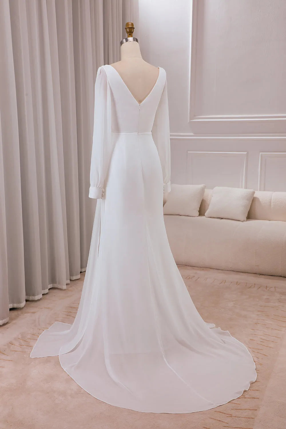 V-neck Long Sleeves A-line Chiffon Bridal Dress ﻿