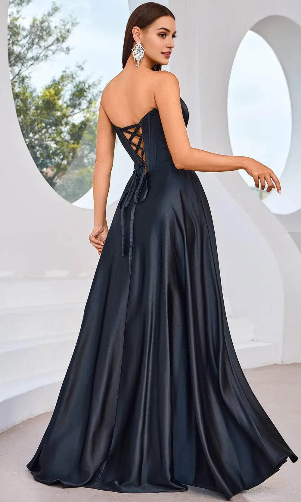 Lilac Satin Strapless Evening Dresses with Pleated BodiceTimeless Elegance for Formal Occasions