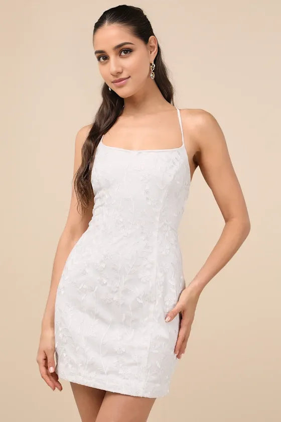 Lively Sweetheart White Embroidered Lace-Up Homecoming Dresses