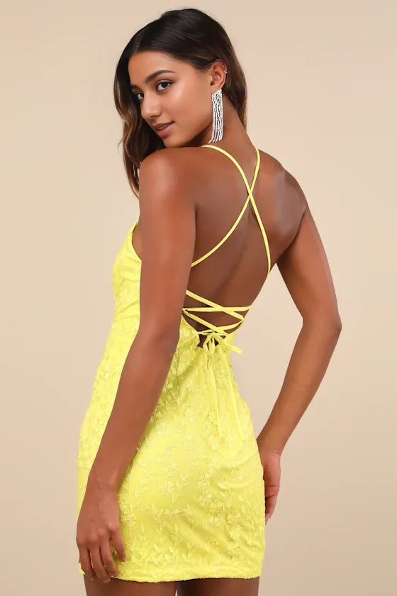 Lively Sweetheart White Embroidered Lace-Up Homecoming Dresses