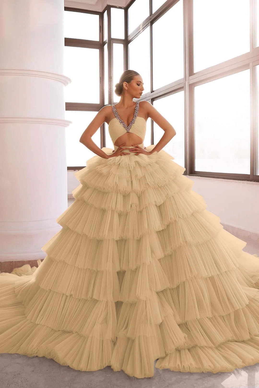 Luxurious One-Shoulder Sleeveless Tiered White Wedding Dress