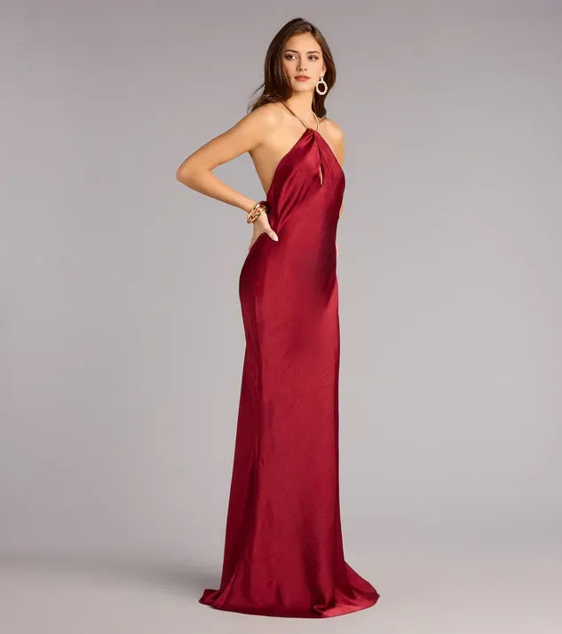 Luxurious Red Sheath Halter-Neck Chain-Strap Open-Back Floor-Length Satin Prom Dress