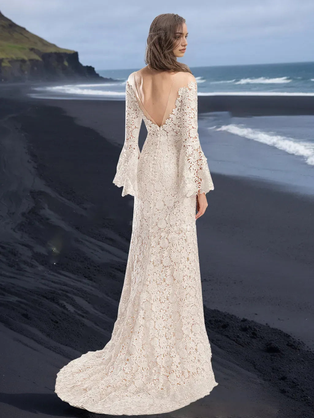 Mermaid Scoop Neck Long Sleeves Floor-length Wedding Dress with Lace Appliques