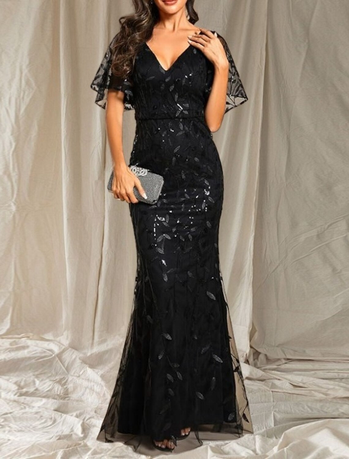 Mermaid / Trumpet Mother of the Bride Dress Wedding Guest Elegant Sparkle Shine V Neck Floor Length Satin Lace Short Sleeve with Lace Sash / Ribbon