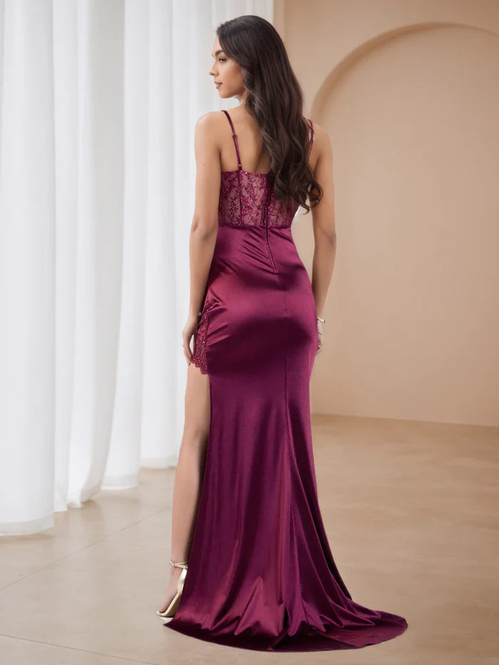 Mulberry Lace Appliques Sweep/Brush Train Trumpet/Mermaid Prom Dresses