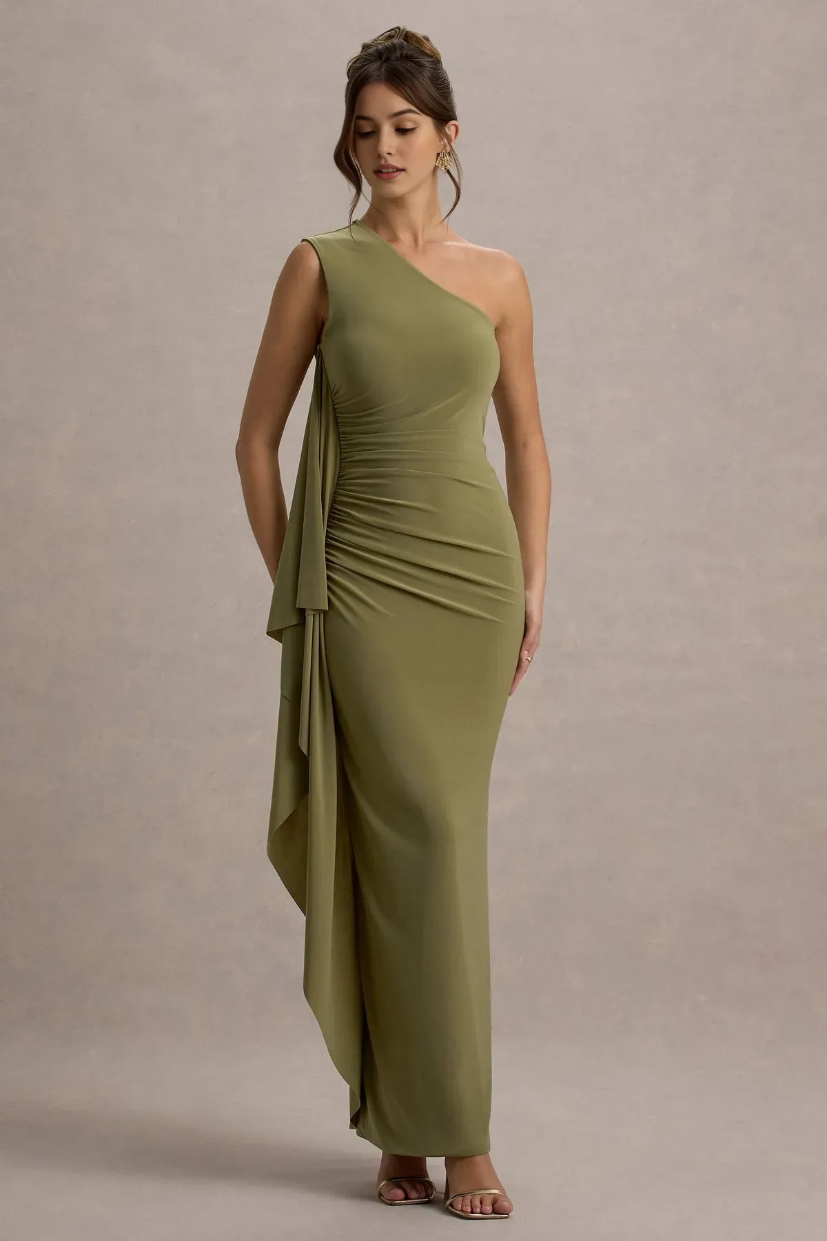 One - Shoulder Olive Green Prom Dress with Asymmetric Draped Ruffles  Ruched Waist Elegant Floor - Length Bodycon Gown for Formal Events