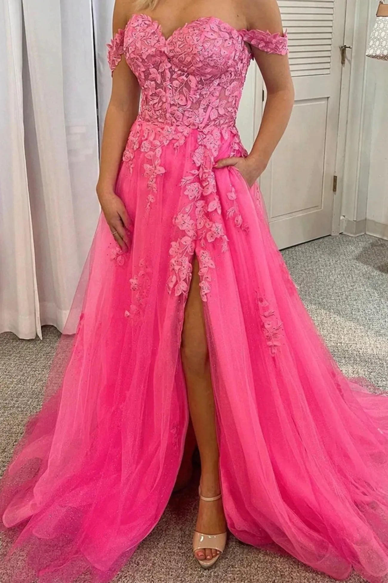 Pink Tulle Off the Shoulder Prom Dress with Lace A-Line Evening Dress with Slit ﻿